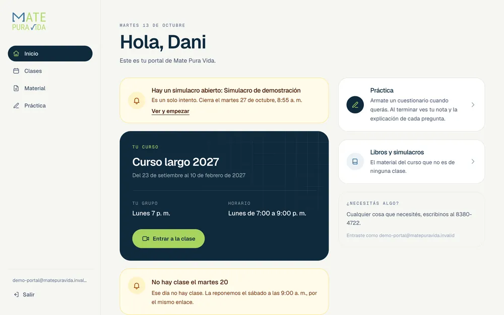 El inicio de la plataforma en la computadora: el curso, el grupo, el horario, el botón para entrar a la clase y los accesos a la práctica y al material